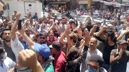 د نتانیاهو او د هغه د رژیم پر ضد ۱۲۰ زره فلسطینیانو په ډله ییز ډول لاریون وکړ