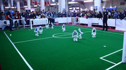 Kompetisi RoboCup ke-17 di Iran Berakhir