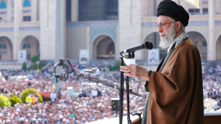  Fıtrə idi nımoji xutbəonədə İslomi İnğilobi Yolə Rəhbər votışe: milli zumand bıə irodə, anqılon ojəkəy