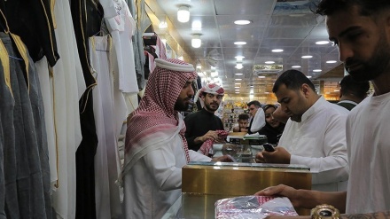 Idul Fitri, Pasar Tradisional Ahvaz Ramai Pembeli (2)