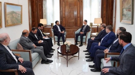 Assad kërkon përdorimin e perspektivave të reja për zgjerimin e bashkëpunimit ekonomik me Iranin