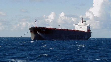 חיל הים עצר מכלית נפט אמריקנית במפרץ עומאן
