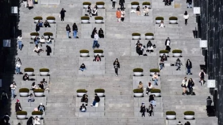 په جنوبي کوریا کې ورځنیو چارو سره د بلدتیا په موخه تنکیو ځوانانو ته ۴۹۰ ډالره میاشتنۍ تنخوا پیل شوه