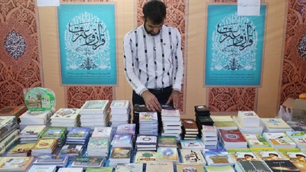 نمایش نخستین دائره المعارف قرآنی جهان اسلام در نمایشگاه قرآن تهران