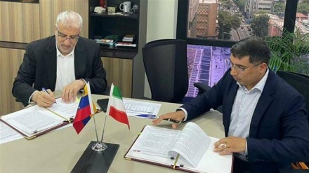 ईरान और रूस के बीच 40 अरब डालर के बड़े समझौते, कुछ महीनों के भीतर कई समझौतों की प्रक्रिया पूरी की जाएगी
