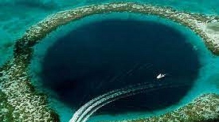Scoperto il secondo buco blu più profondo al mondo
