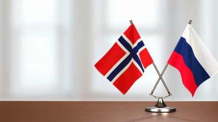 Rusia dëbon 10 diplomatë norvegjezë