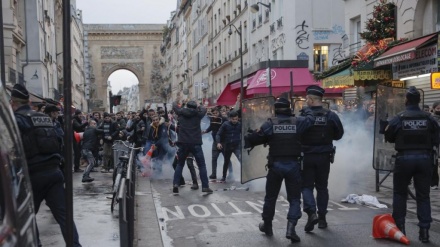 Vazhdojnë protestat dhe trazirat në Paris