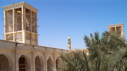  伊朗霍尔木兹甘省独特的建筑 