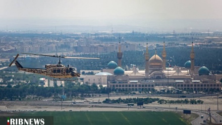 (FOTO) Iran, parata aerea dell'esercito - 2 