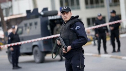 Sulm në zyrën e partisë së Erdoganit në Stamboll