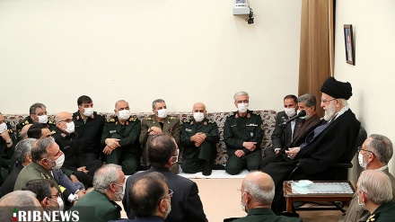 Silohinə Ğıvvon barzə rutbəninə komandanon de Ali Sər Komandani bıə vindemon 