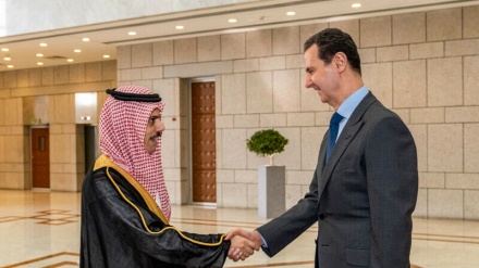 サウジ外相がシリア訪問、断交以来12年ぶり