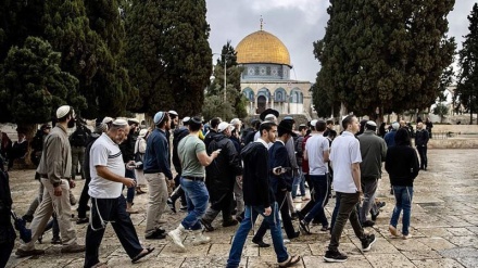 Ketegangan Meningkat, Netanyahu Larang Warga Yahudi Masuk al-Aqsa