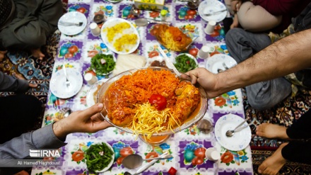 	(FOTO) Iran, Iftar tradizionale -2