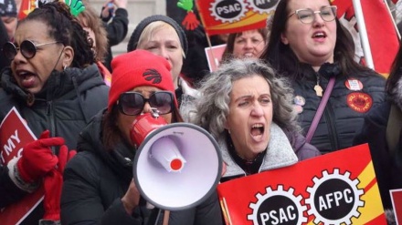  More than 150,000 Canada public workers go on strike over wages 