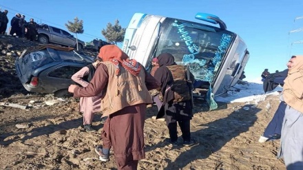حادثه ترافیکی در شاهراه قندهار-کابل با 24 کشته و زخمی