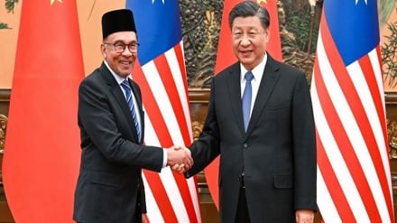 Malaysia dan Cina Bahas Upaya Lepaskan Ketergantungan pada Dolar