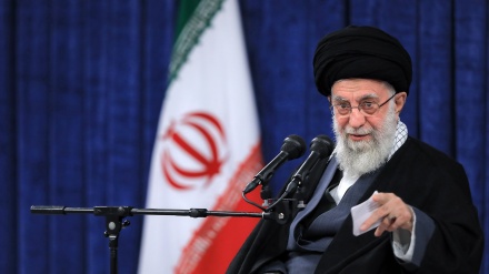 イラン最高指導者が強調する「ウクライナ戦争での米の漁夫の利」