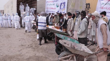 توزیع کمک‌های غذایی برای 5 هزار خانواده نیازمند در مزارشریف