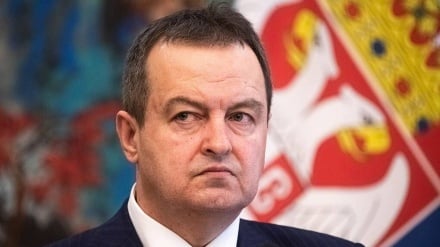 Serbia mohoi raportin e Reuters për dërgimin e armëve në Ukrainë