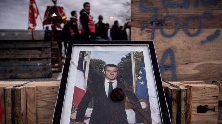 Гибель и мрак: миллионы людей митингуют за смену власти Макрона во Франции
