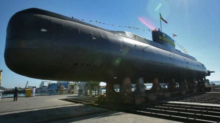 潜水艦ファーテフ２および３、近い将来イラン軍に加入