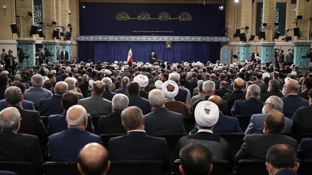 Pertemuan Rahbar dengan Pejabat Tinggi Iran, Ini Isinya (1)