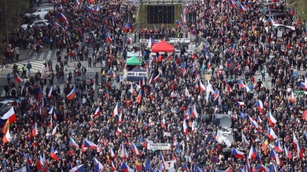  Thousands demonstrate against Czech government over high inflation, soaring energy prices 