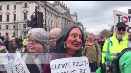 Londra, la protesta degli ambientalisti + VIDEO
