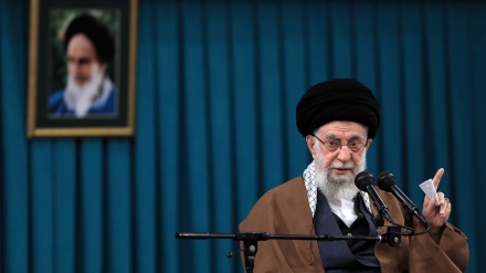 イラン最高指導者「正義の重要な例は、不平等の解消」