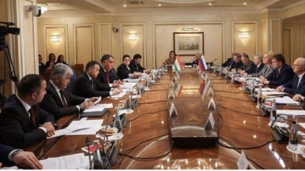 نشست مقامات مجالس تاجیکستان و روسیه 