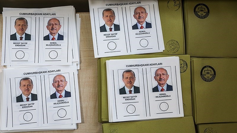 Turkey holds runoff presidential election