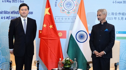  China’s FM assures Russia, India of deepening cooperation 