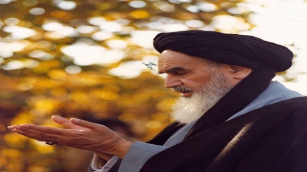 د امام خمیني (ره) په افکارو سره د اسلامي وحدت پیاوړتیا