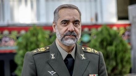 イラン国防相、「我が国は他国への軍事品提供に制限設けない」