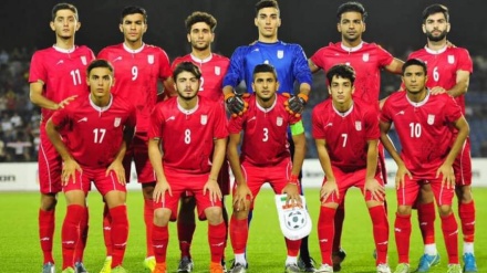 رقابت‌های فوتبال زیر 20 سال مرکز آسیا؛ افغانستان جایزه بازی جوانمردانه را گرفت