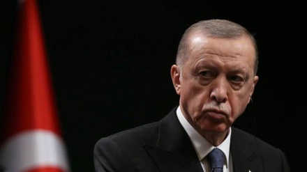 次期トルコ大統領選、世論調査でエルドアン氏敗北と予想