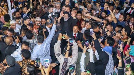 Ayətullah Rəyisi: dınyo şəroyet, muğaviməti mənafe cəhətədə iyən İslomi dınyo deşmonon vədə əvəz bey holədəy