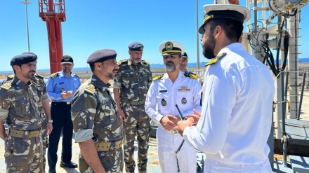 86-я флотилия ВМС армии Ирана бросила якорь в Салале в Омане