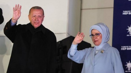 ארדואן בנאום לאחר סגירת הקלפיות: אכבד את התוצאות, אבל אני מוביל