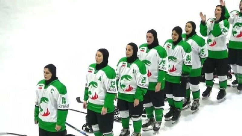صعود بانوان ایران به فینال هاکی روی یخ آسیا