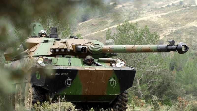 Frankreich liefert gepanzerte Fahrzeuge und Panzer an Ukraine