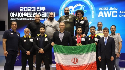 アジア重量挙げ選手権で、イランが優勝