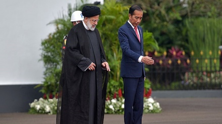 伊朗总统访问印度尼西亚 