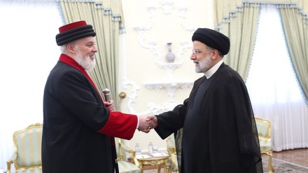 Assyrian patriarch commends Iran for war against Daesh