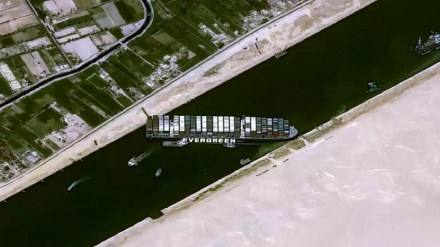Gara-gara Kapal Hong Kong Kandas, Kanal Suez Ditutup