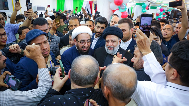 President Raeisi meets with Indonesian Shia Muslims