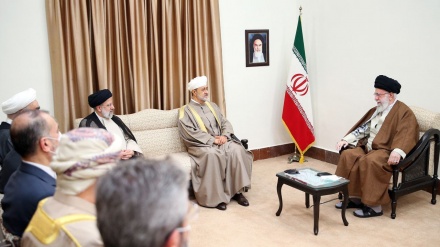 Leader: forte sostegno alle relazioni di tutti paesi islamici