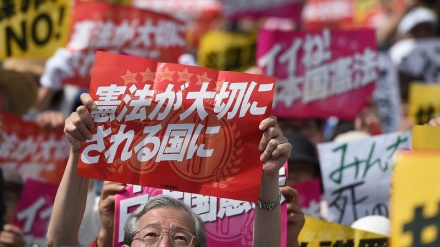 日本で憲法記念日に「護憲派」が各地でデモ、「新たな戦前止めよう」